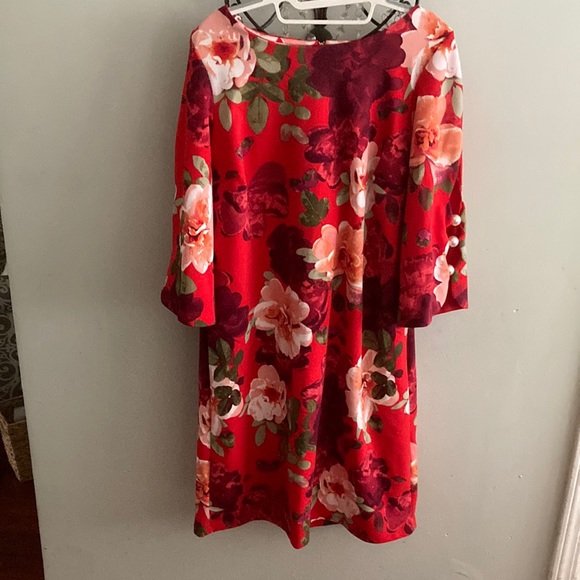 Red Floral Sheath Dress - Picture 1 of 6